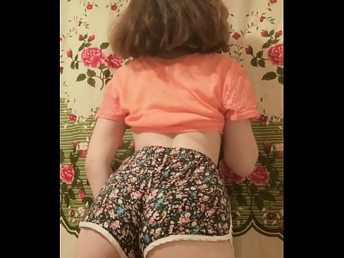 ❤️ Giovane pupa sexy fa uno striptease riprendendo i suoi pantaloncini alla telecamera ❤ Porno fatto in casa al it.pornjimbo.ru